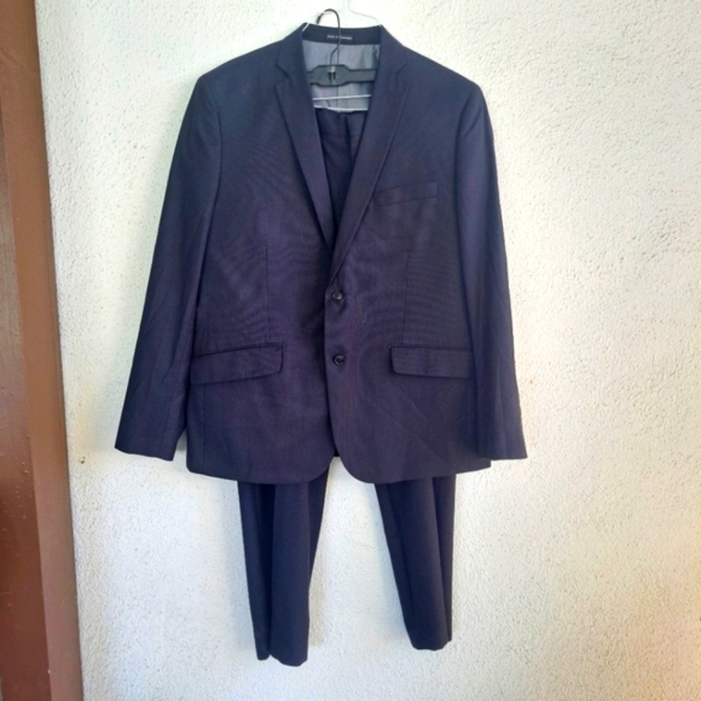 Van Heusen Dark Blue Suit